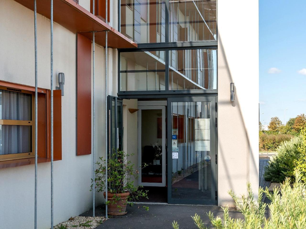 Cit'Hotel Talencia Thouars Esterno foto