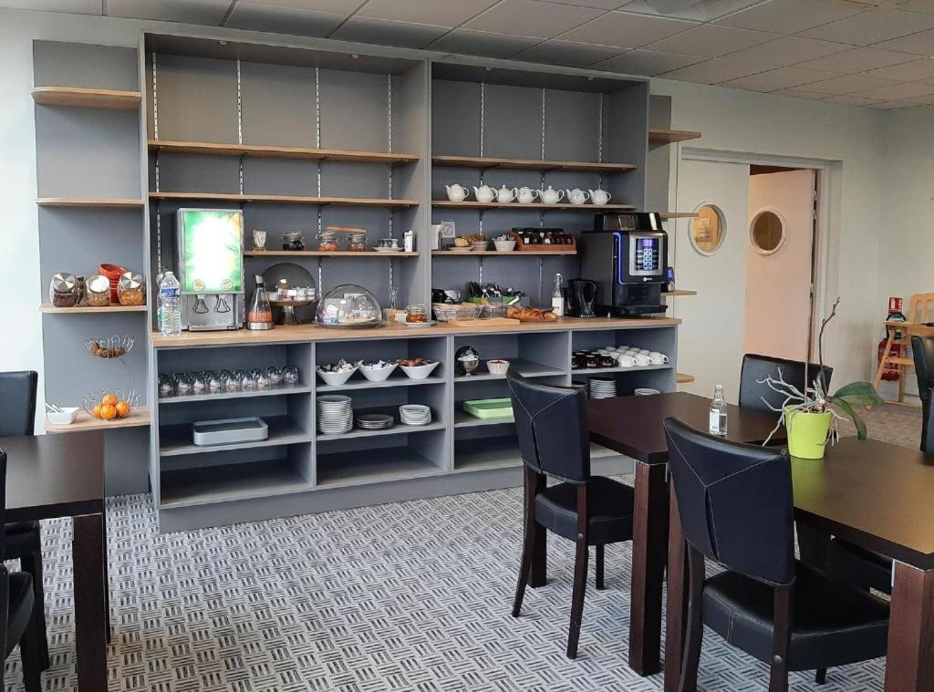 Cit'Hotel Talencia Thouars Esterno foto