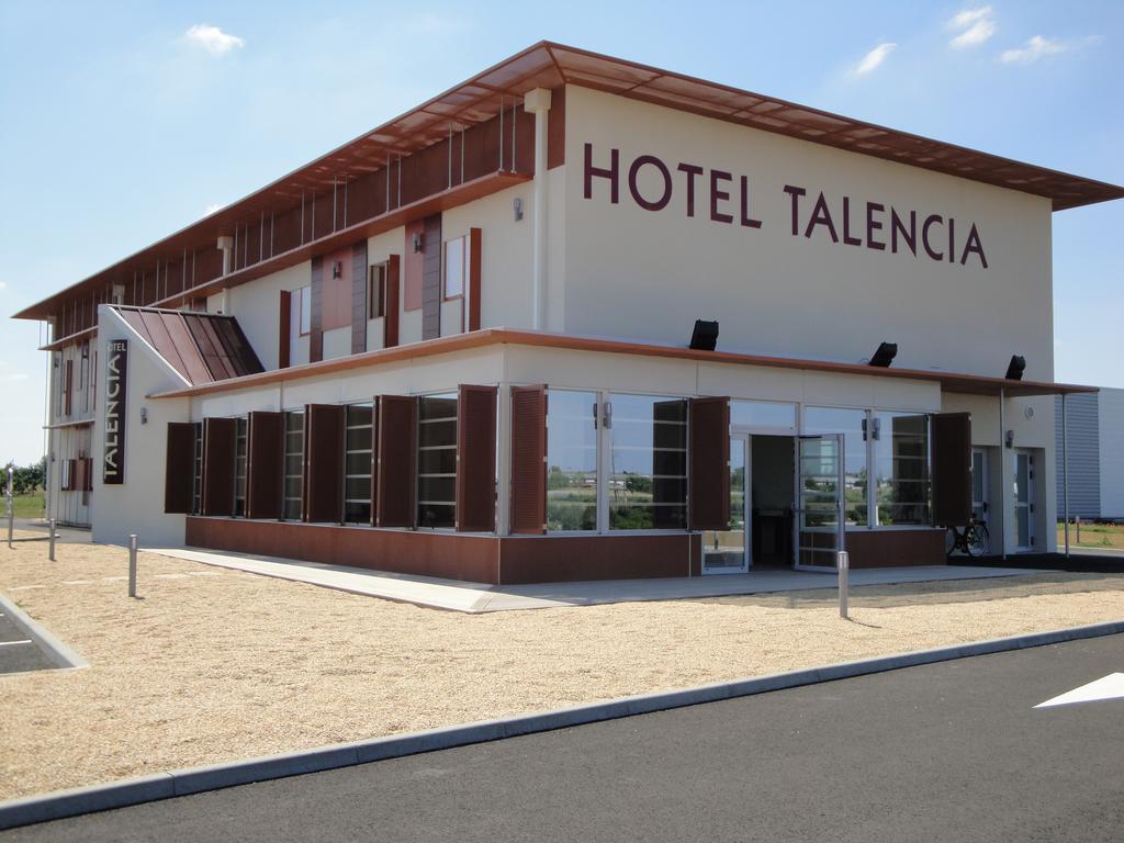 Cit'Hotel Talencia Thouars Esterno foto